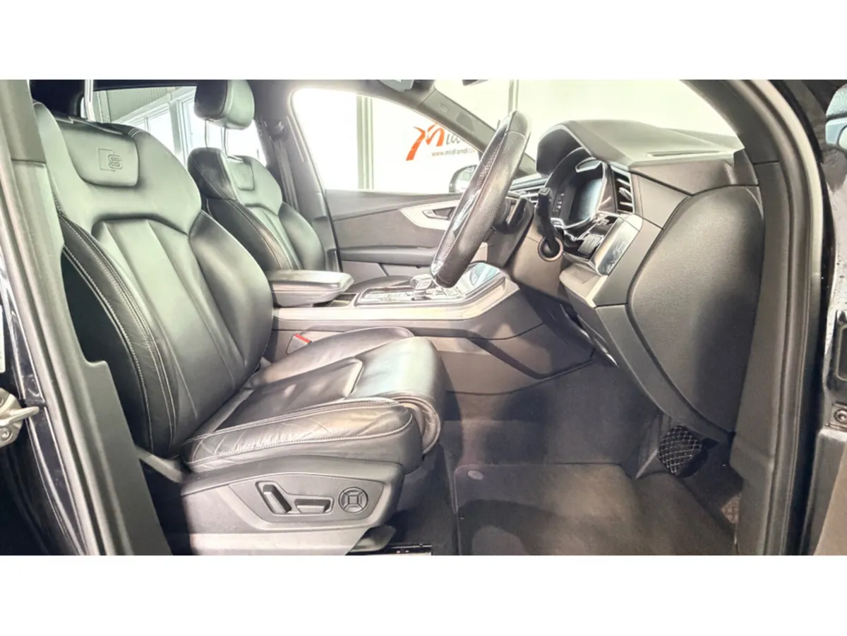 Audi Q7 3.0 S LINE 55 E QUATTRO 381PS 5 - Image 6