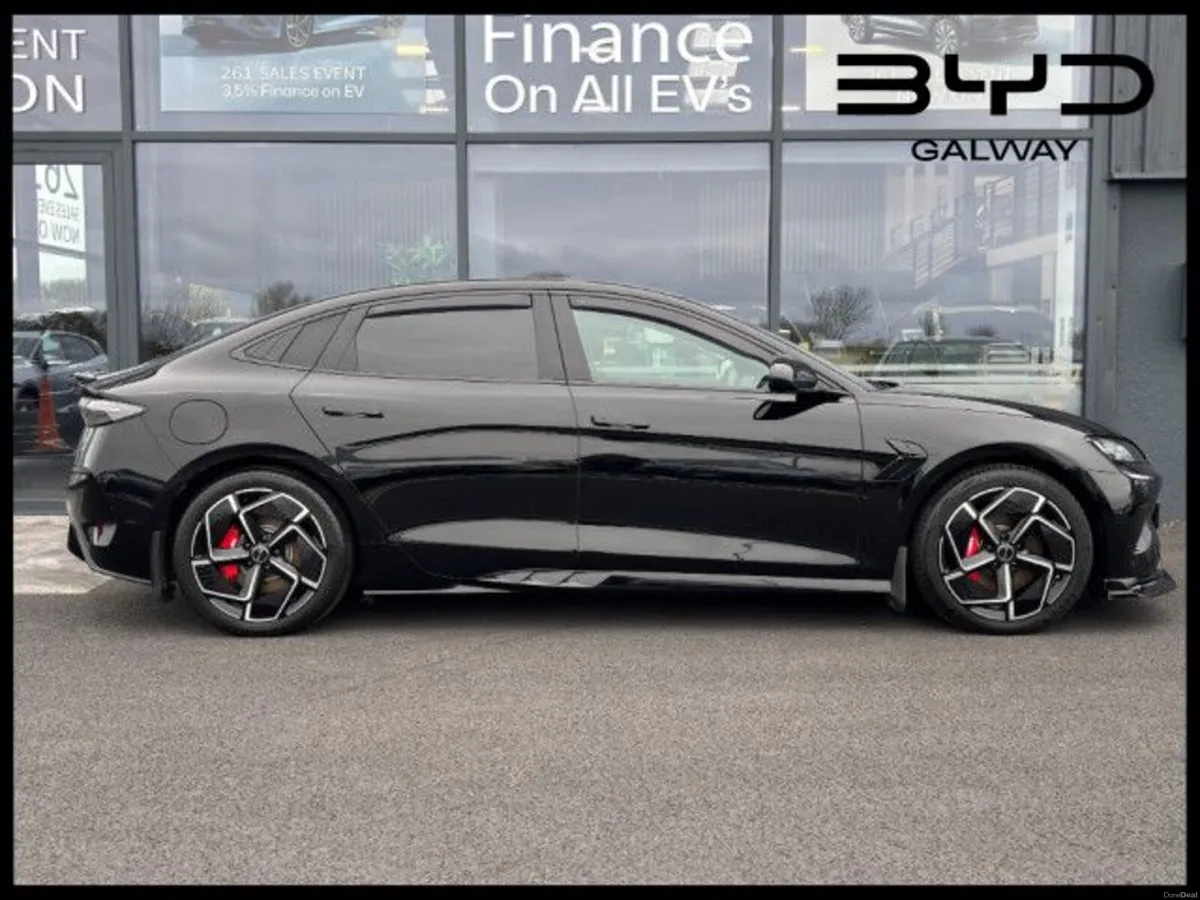 BYD SEAL Excellence 82.5kWh [Dual Motor 530BHP] - Image 3