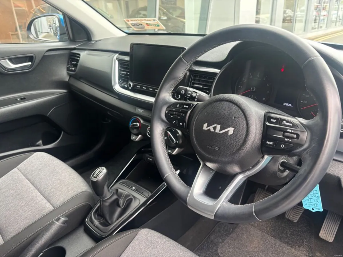 Kia Stonic 1.0 K2 PE Petrol MY2022 - Image 2