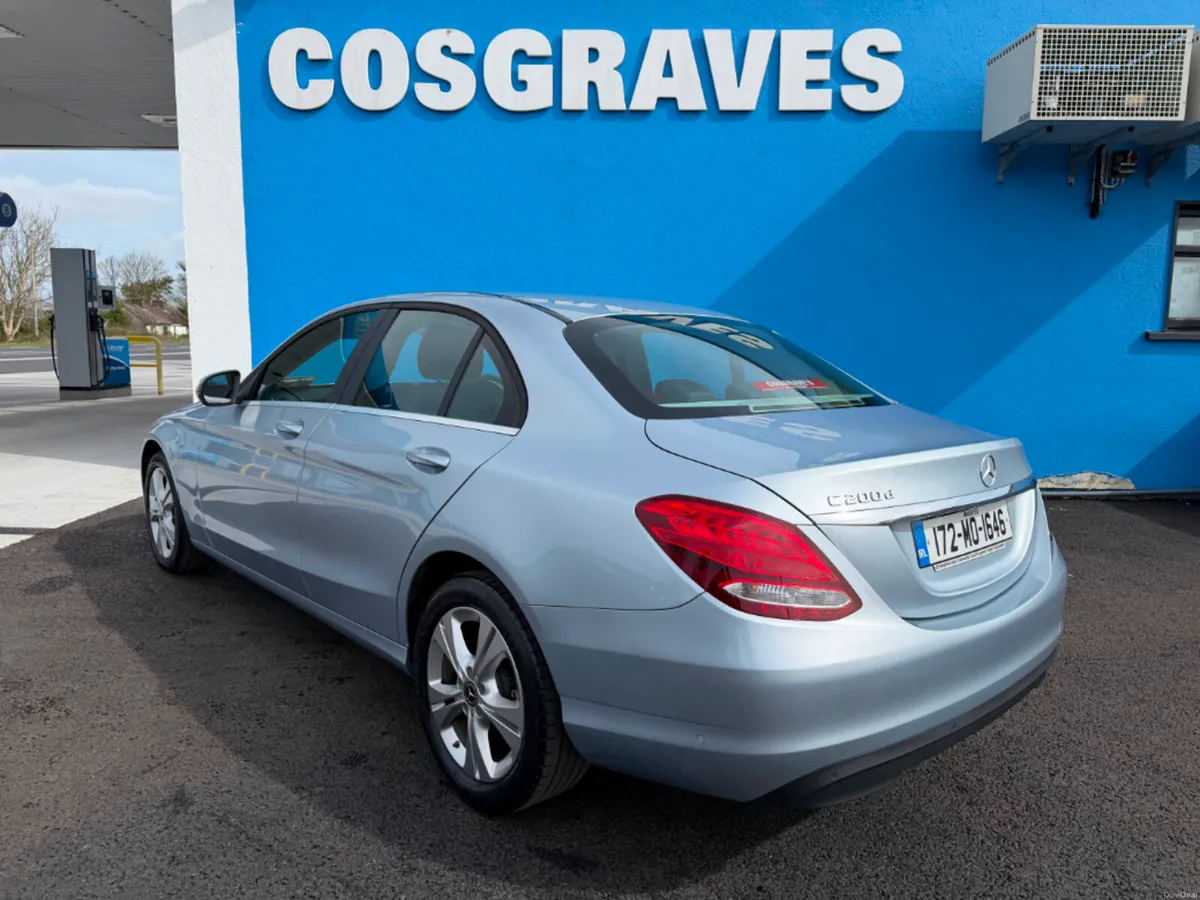 Mercedes-Benz C-Class D SE Executive ED 4DR * FULL - Image 4