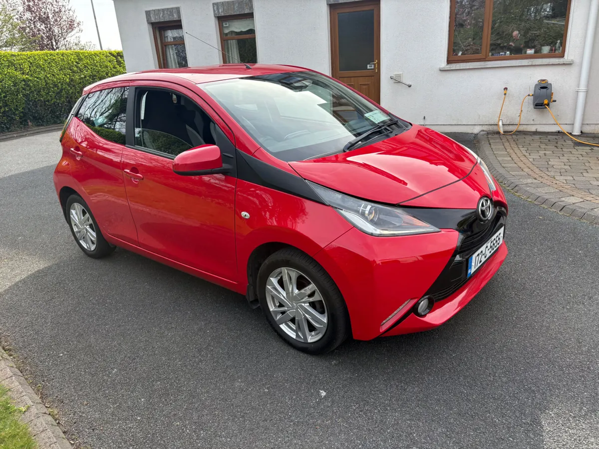 172-Toyota Aygo-X-Play 1.0-5Door - Image 3