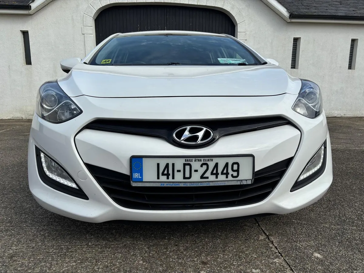 Hyundai i30 Tourer Deluxe   1.6D 2014 - Image 3
