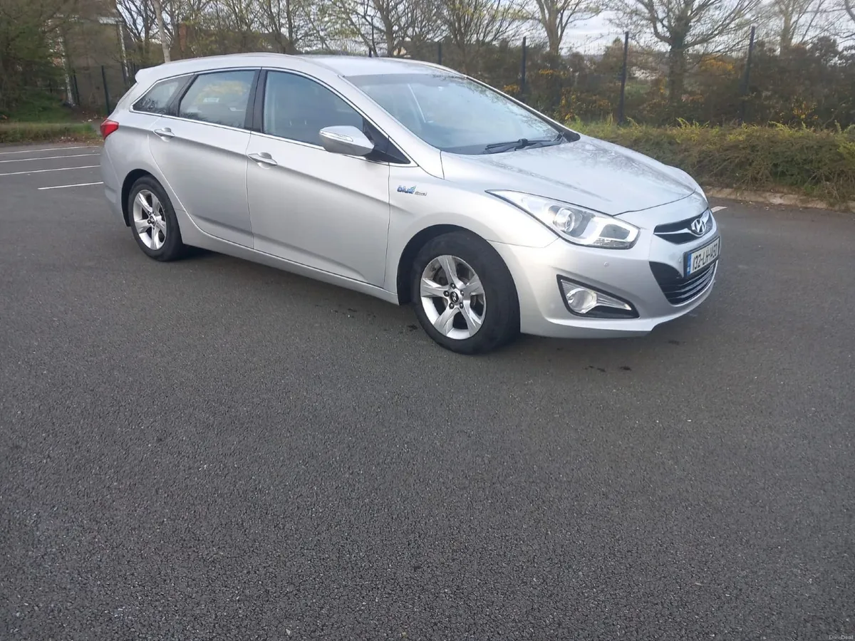 Hyundai i40 2013 - Image 1