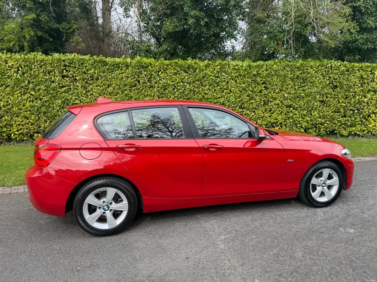 BMW 1 Series 118i Sport | Full Service History - Image 3
