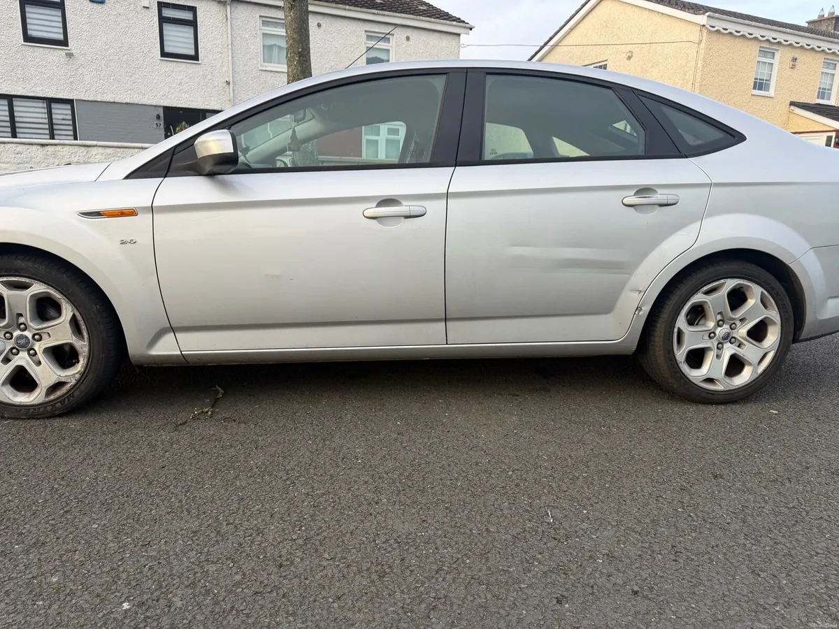 Ford Mondeo - Image 4