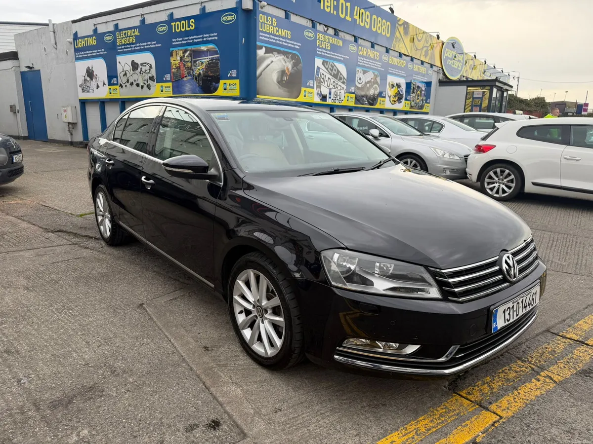 Volkswagen Passat 2013 Low Mileage - Image 3