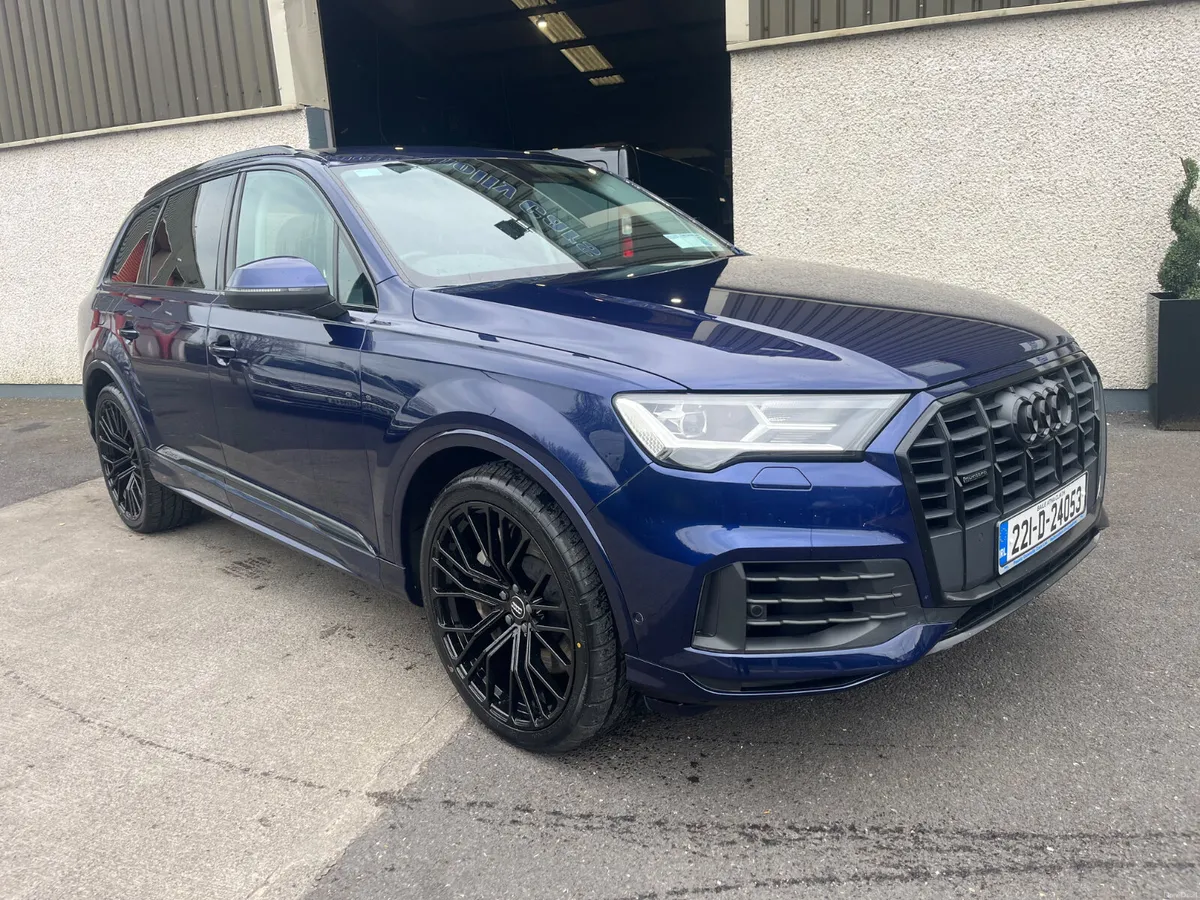 Audi Q7 2022***Black edt styling*** - Image 2