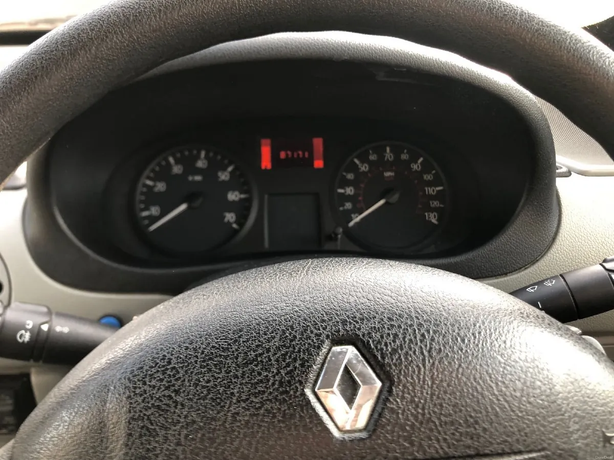 Renault Kangoo Wheelchair Accessible - Image 3