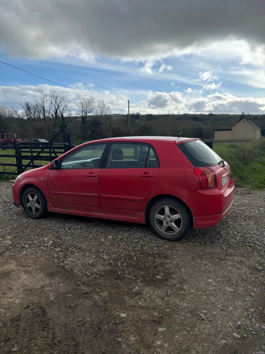 Toyota Corolla - Image 4