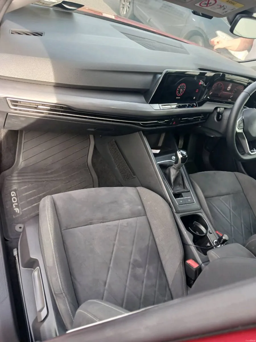 Volkswagen Golf Style - Image 6
