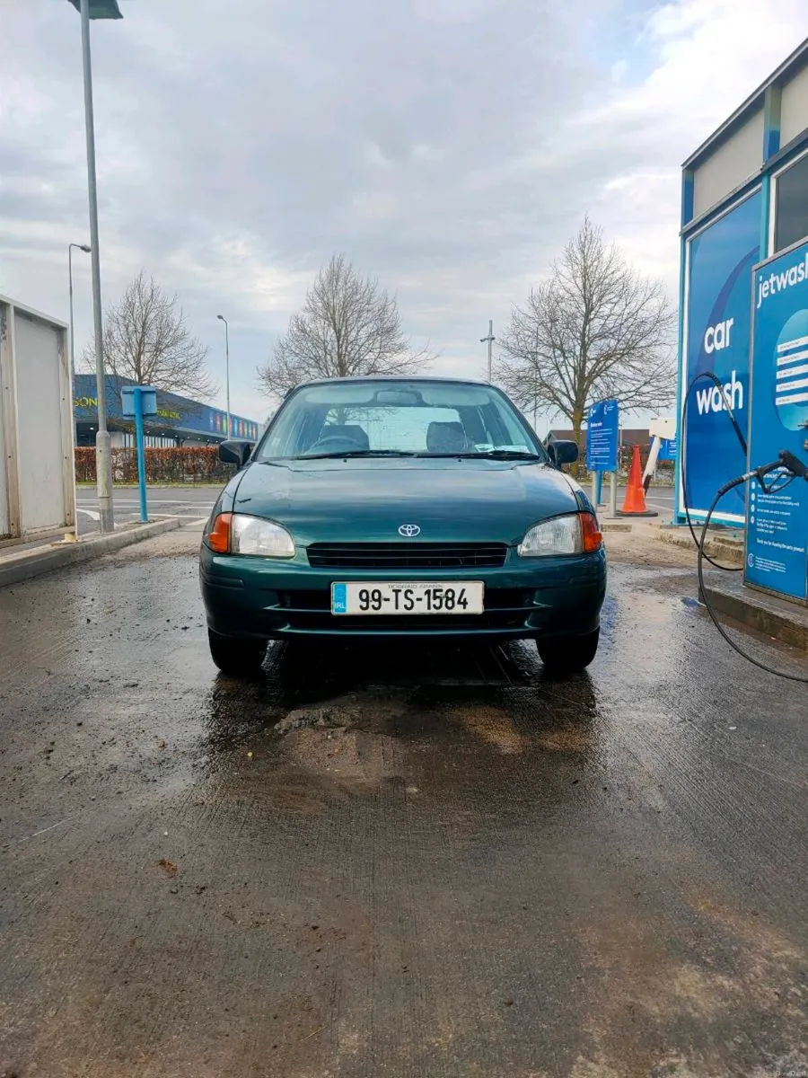 Toyota Starlet - Image 4