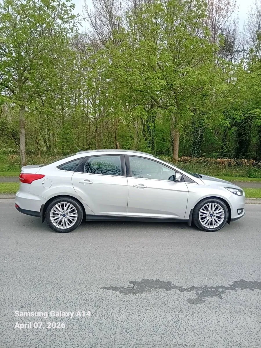 FORD FOCUS ZETEC 2017..VERY LOW MILEAGE 77K - Image 2