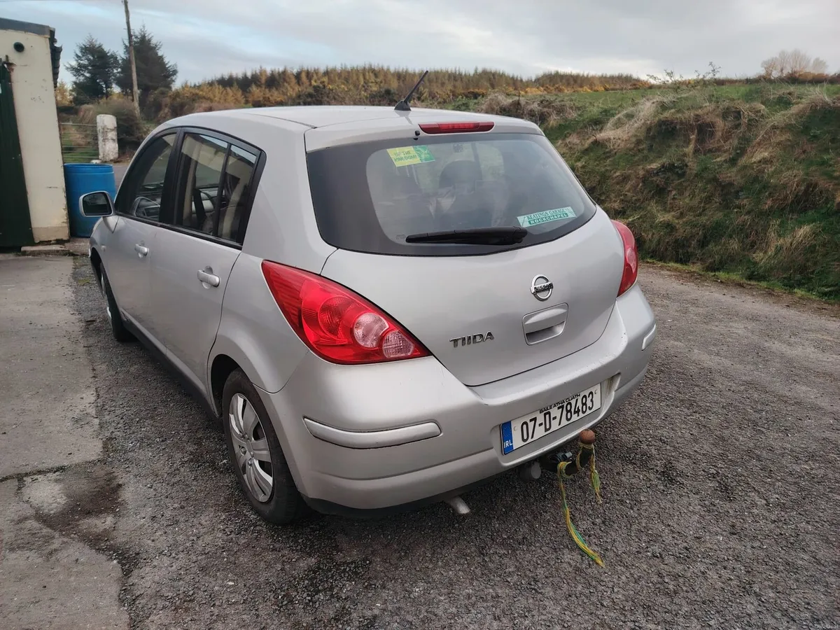 2007 Nissan Tiida - Image 2