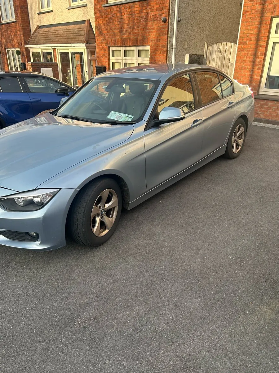 BMW 320D - Image 2