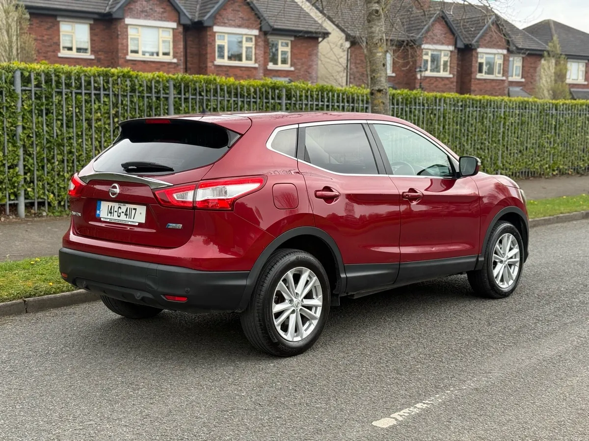 Nissan Quasqai Pan Roof /Reverse Camera - Image 2
