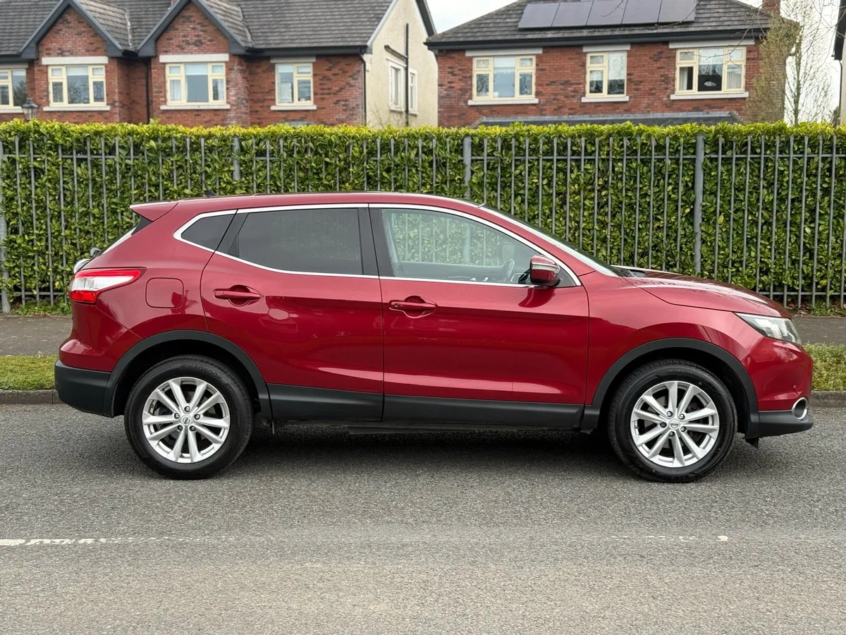 Nissan Quasqai Pan Roof /Reverse Camera - Image 3