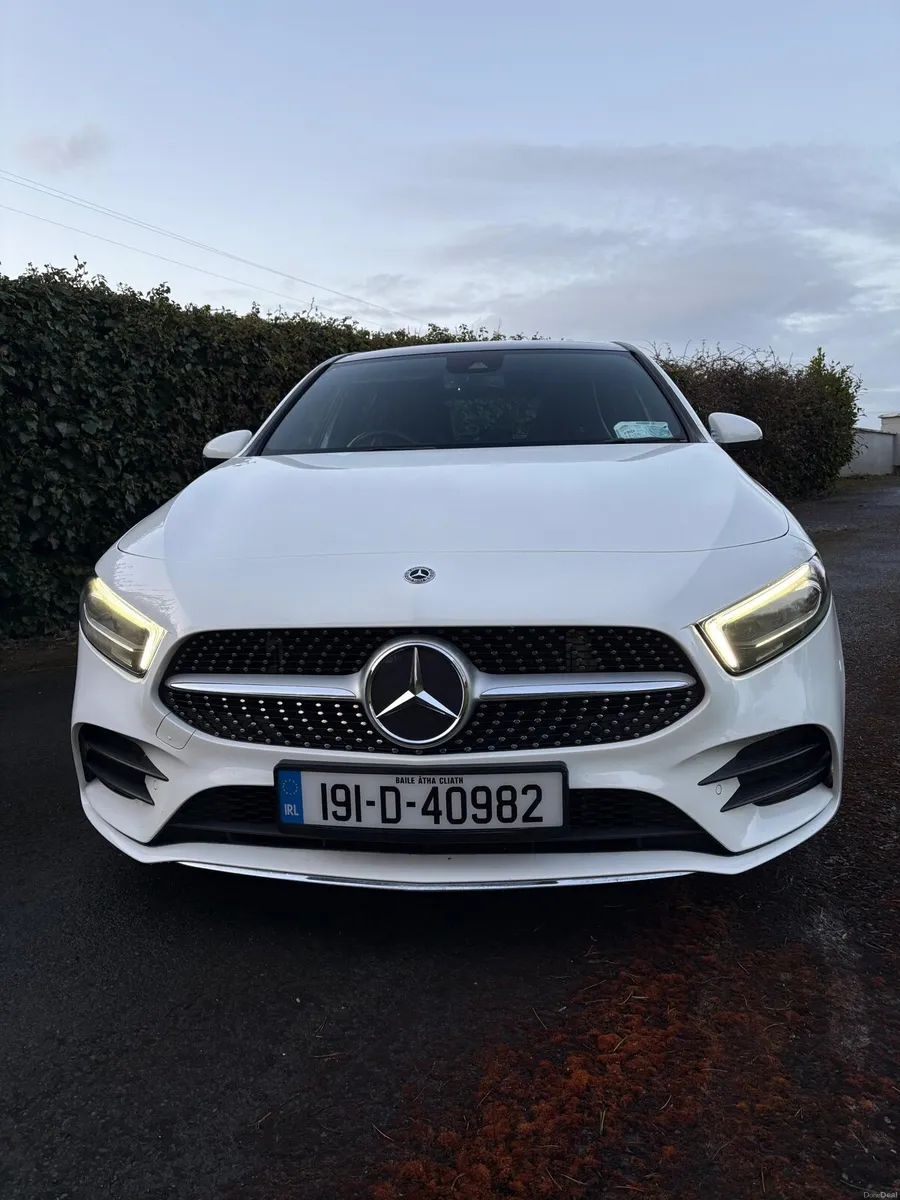 2019 Mercedes A180d AMG Line Premium Plus Auto - Image 4