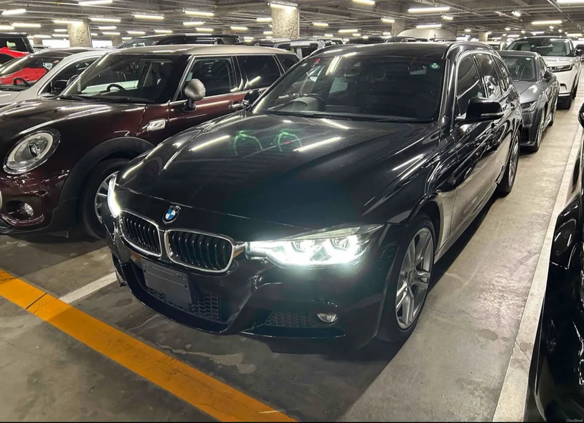 2018(182) 320i Msport Estate - Automatic - Image 4