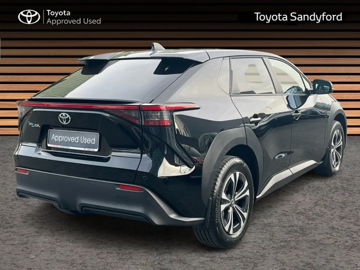 Toyota bZ4X SPORT EV AUTOMATIC // HEATED SEATS & S - Image 2