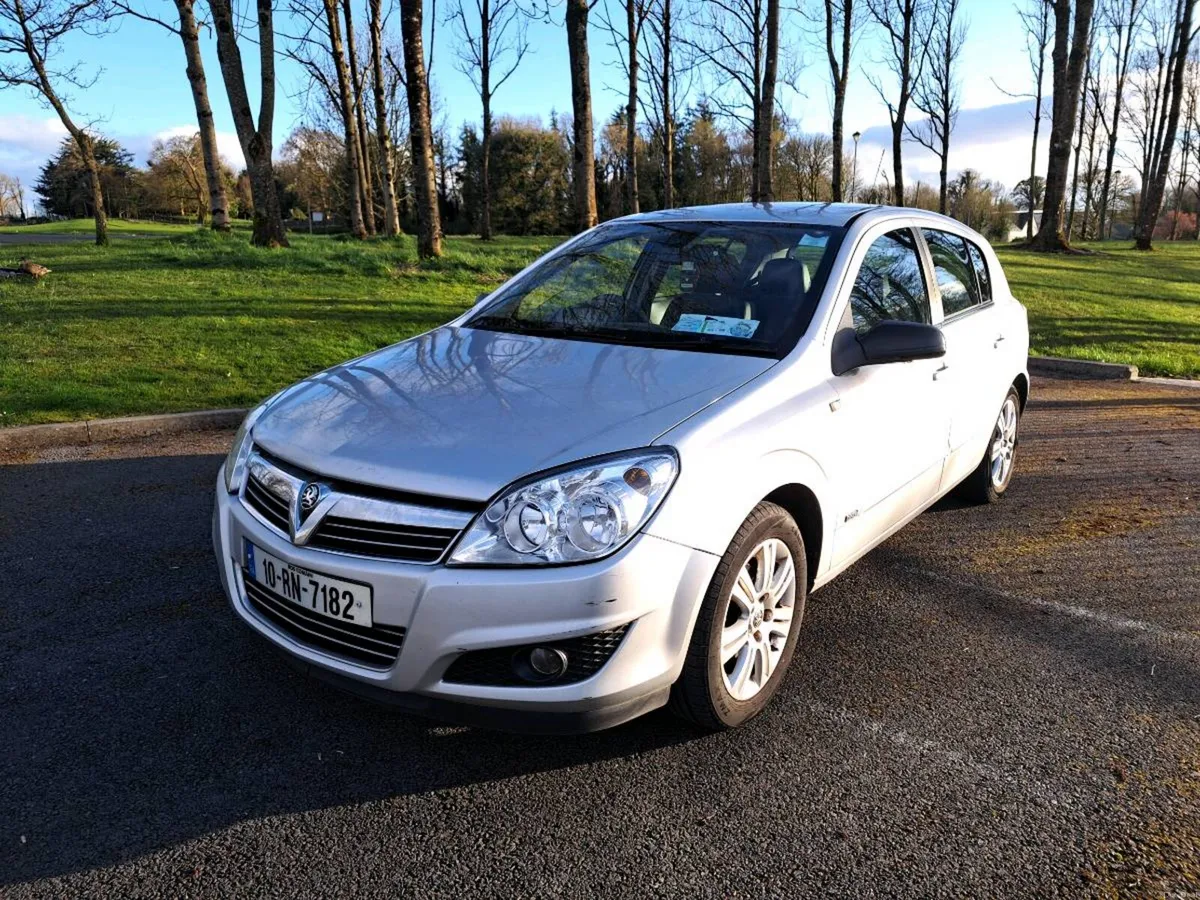 Opel Astra - Image 1