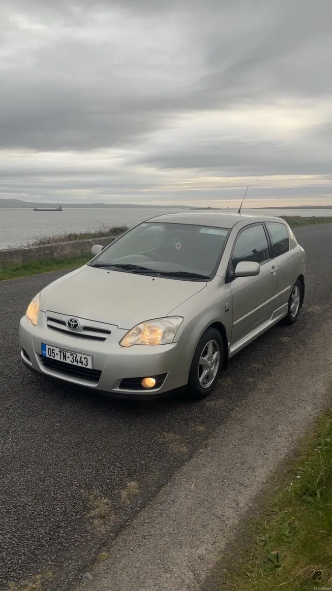 Toyota Corolla t3 1.6 - Image 1