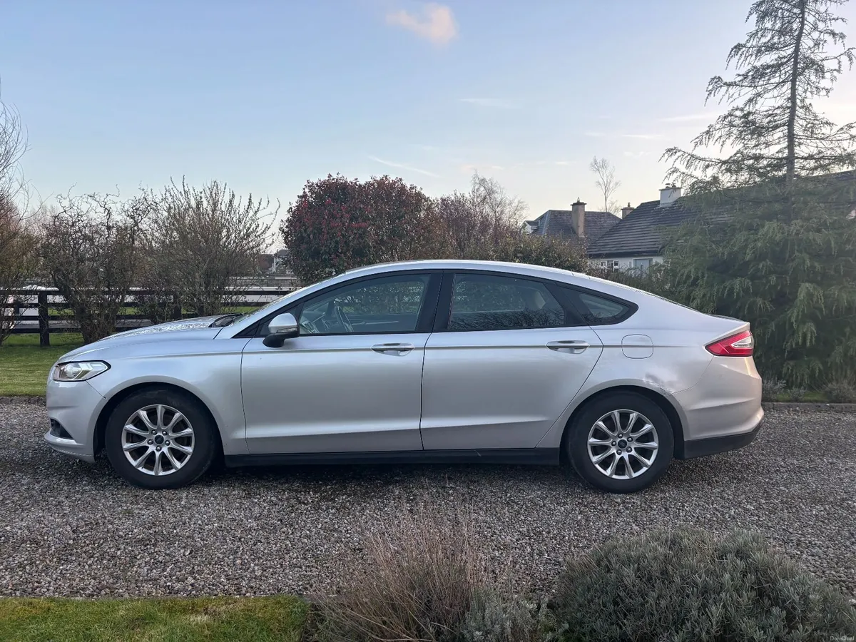 Ford Mondeo 2015 - Image 2