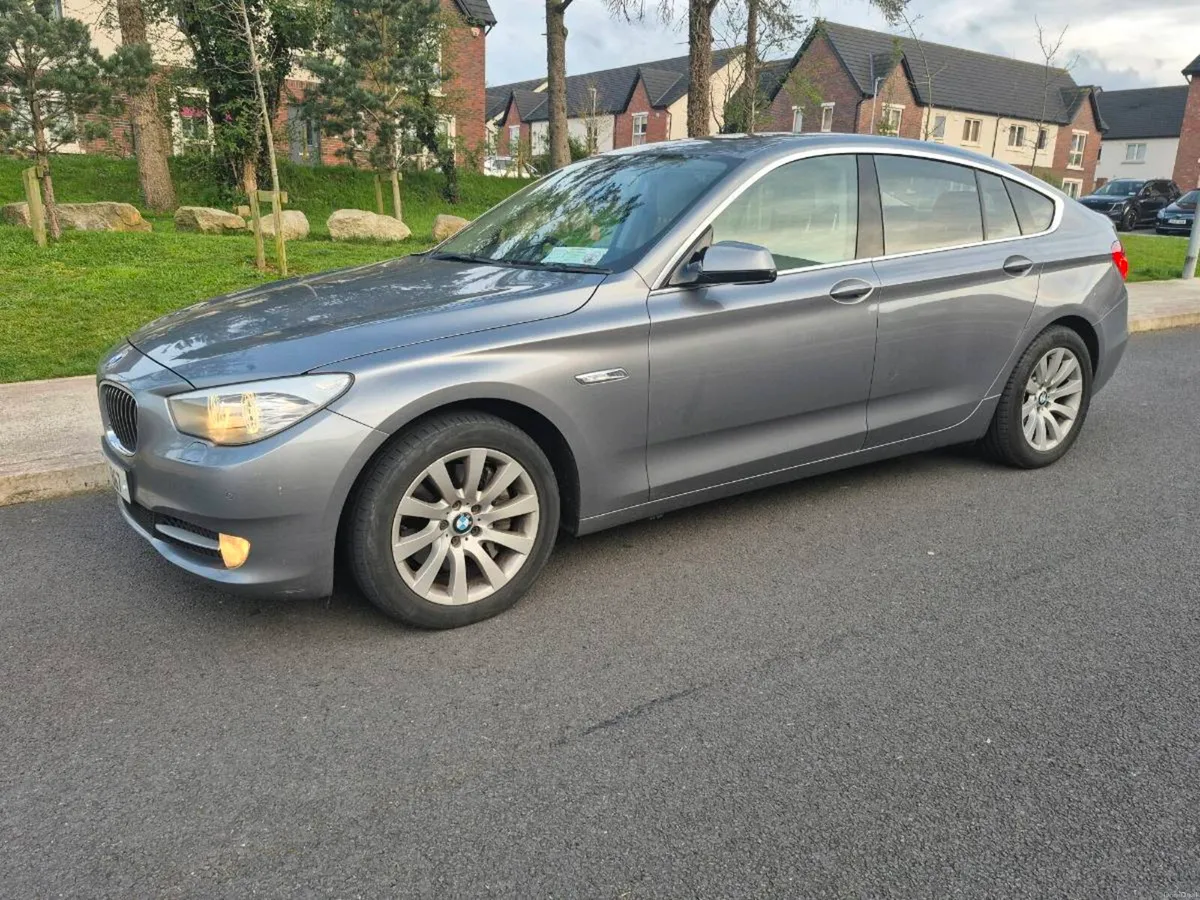 BMW 520 GT – 2013 Automatic - Image 1