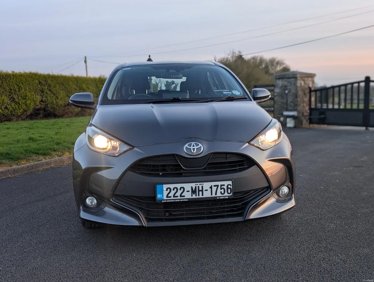 2022 TOYOTA YARIS 1.0 LUNA – LOW KMS - Image 3
