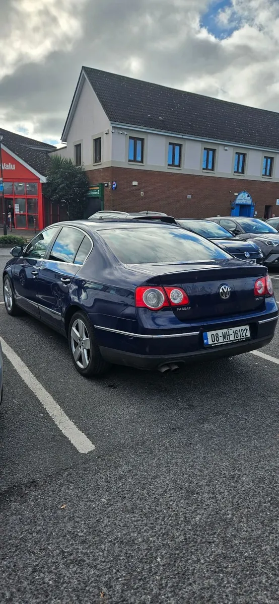 Volkswagen Passat 2008 - Image 1