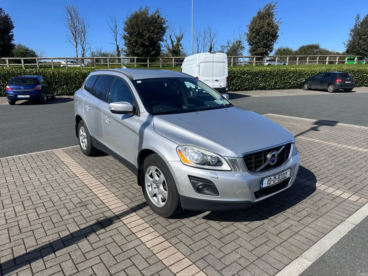 volvo xc60 - Image 2