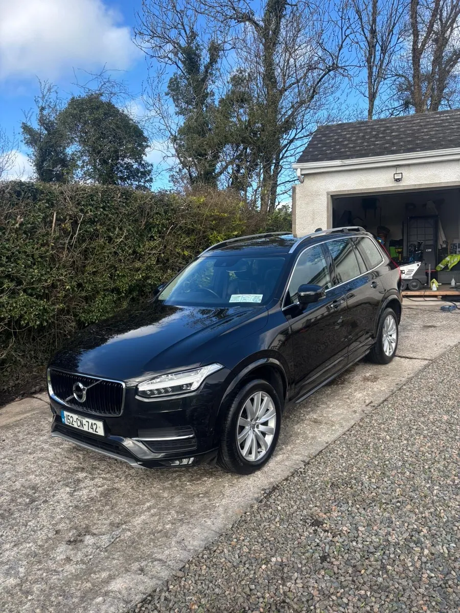 Volvo x XC90 - Image 1
