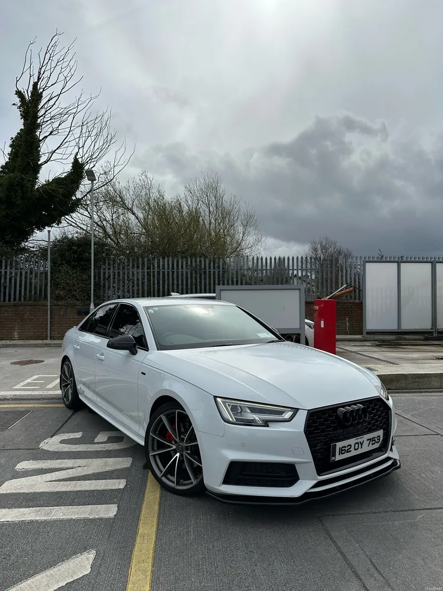 Audi A4 - Image 1