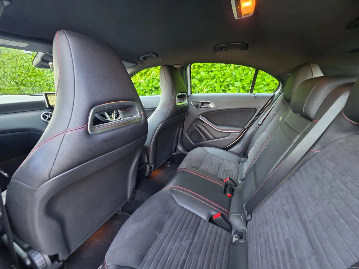 Mercedes-Benz A-Class 180 AMG Sport Auto - Image 3