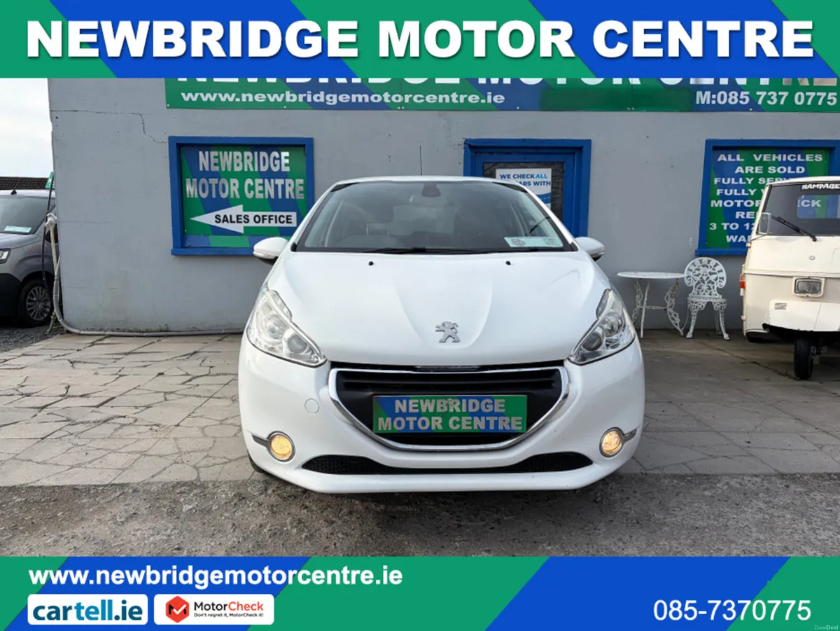 Peugeot 208 1.2 VTI 82 ALLURE 5DR 82BHP - Image 4