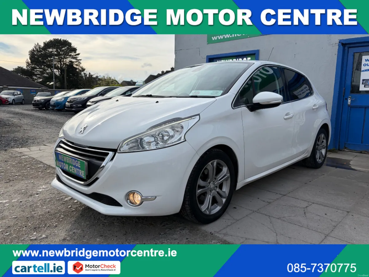 Peugeot 208 1.2 VTI 82 ALLURE 5DR 82BHP - Image 2
