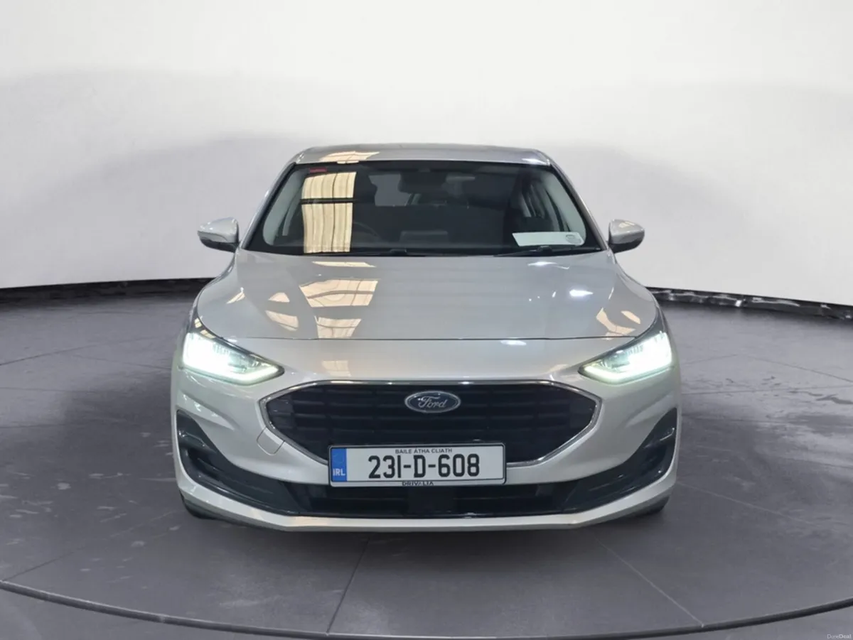 Ford Focus CONNECTED 5DR 1.5 TD 120 S6 S6.2 A8 - Image 2