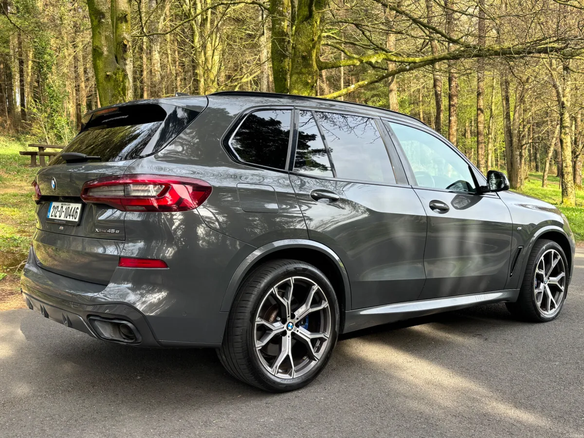2021 BMW X5 M-Sport xDrive45e xLine - Image 4