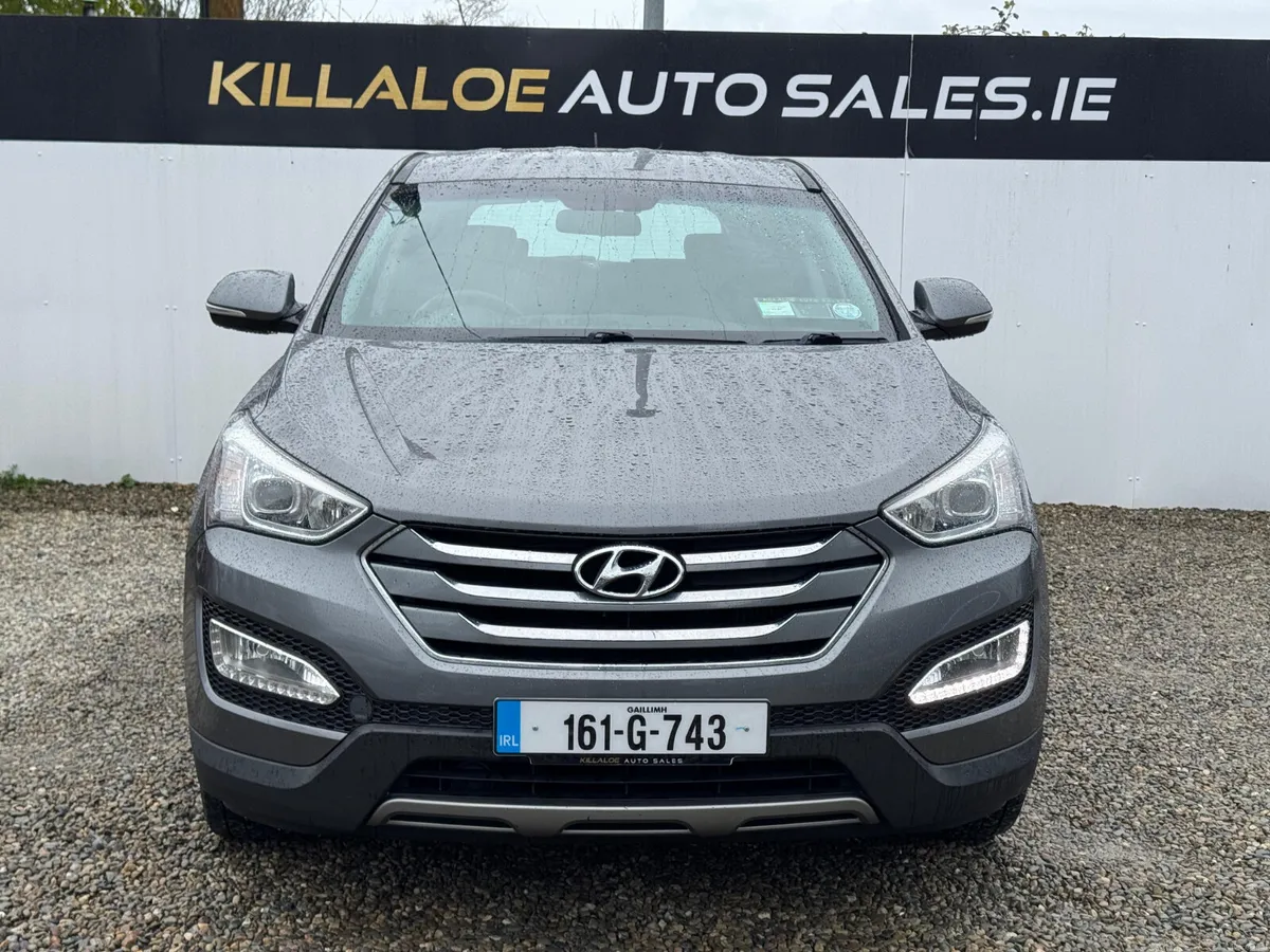 2016 Hyundai Santa Fe 2.2D 7 Seater - Image 2