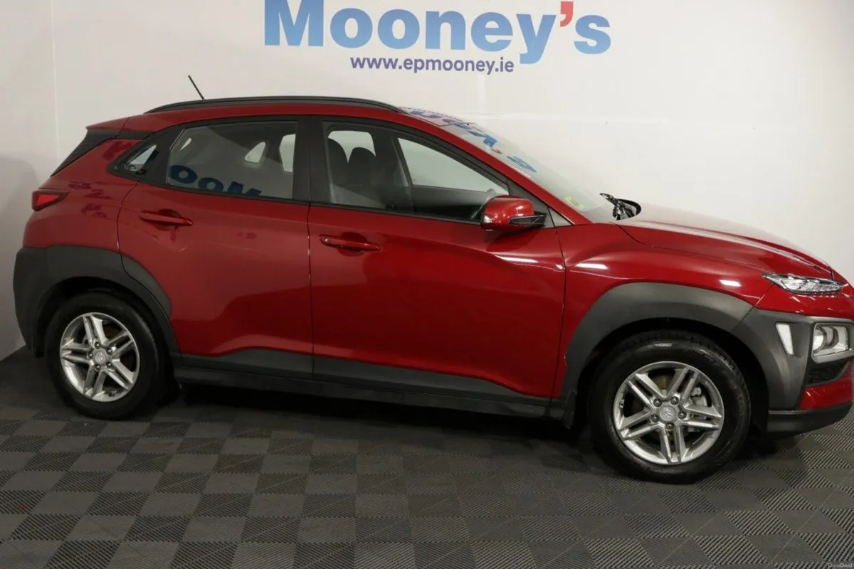 Hyundai KONA COMFORT 1.0L PETROL COMPACT SUV - Image 3