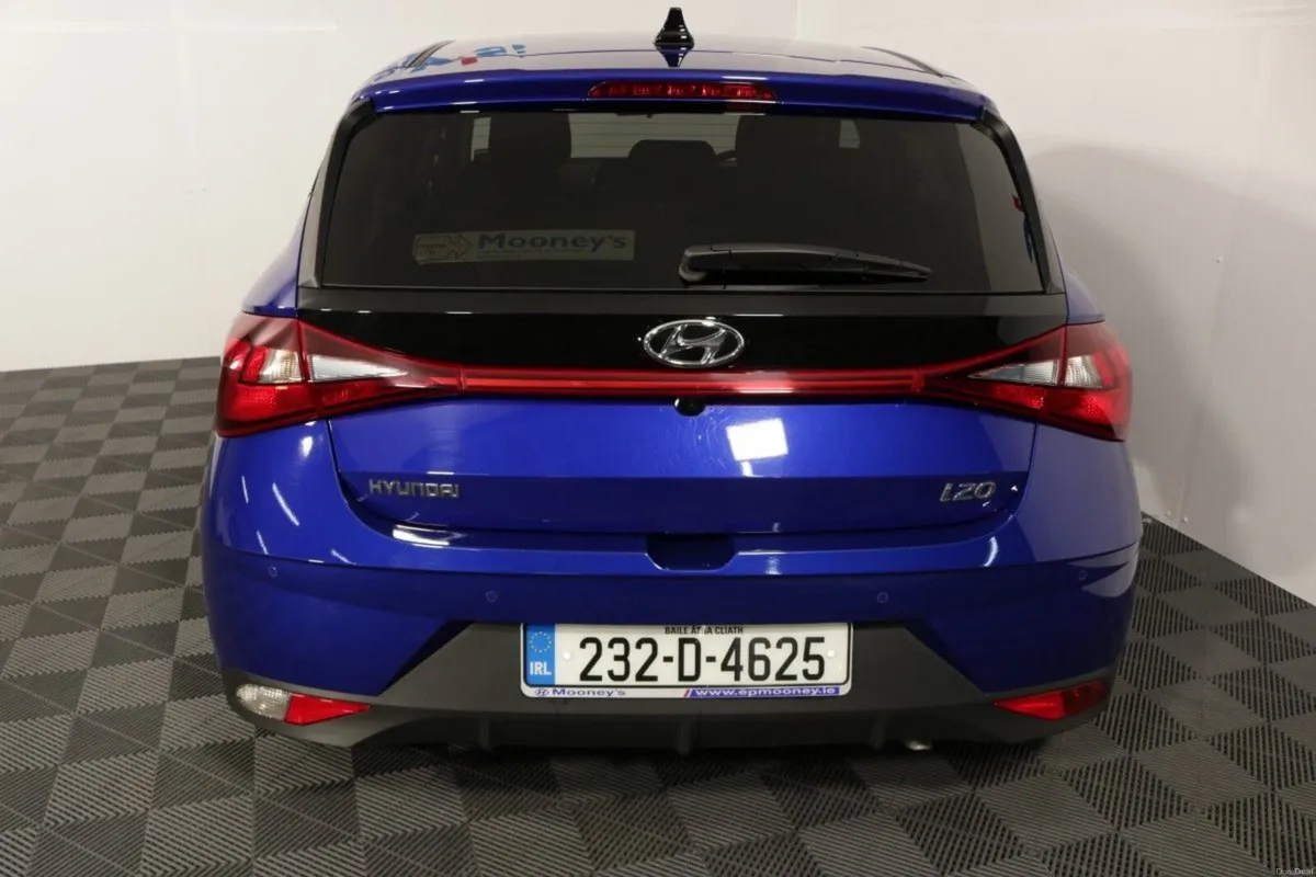 Hyundai i20 Automatic Deluxe Plus  1.OL Petrol - T - Image 5