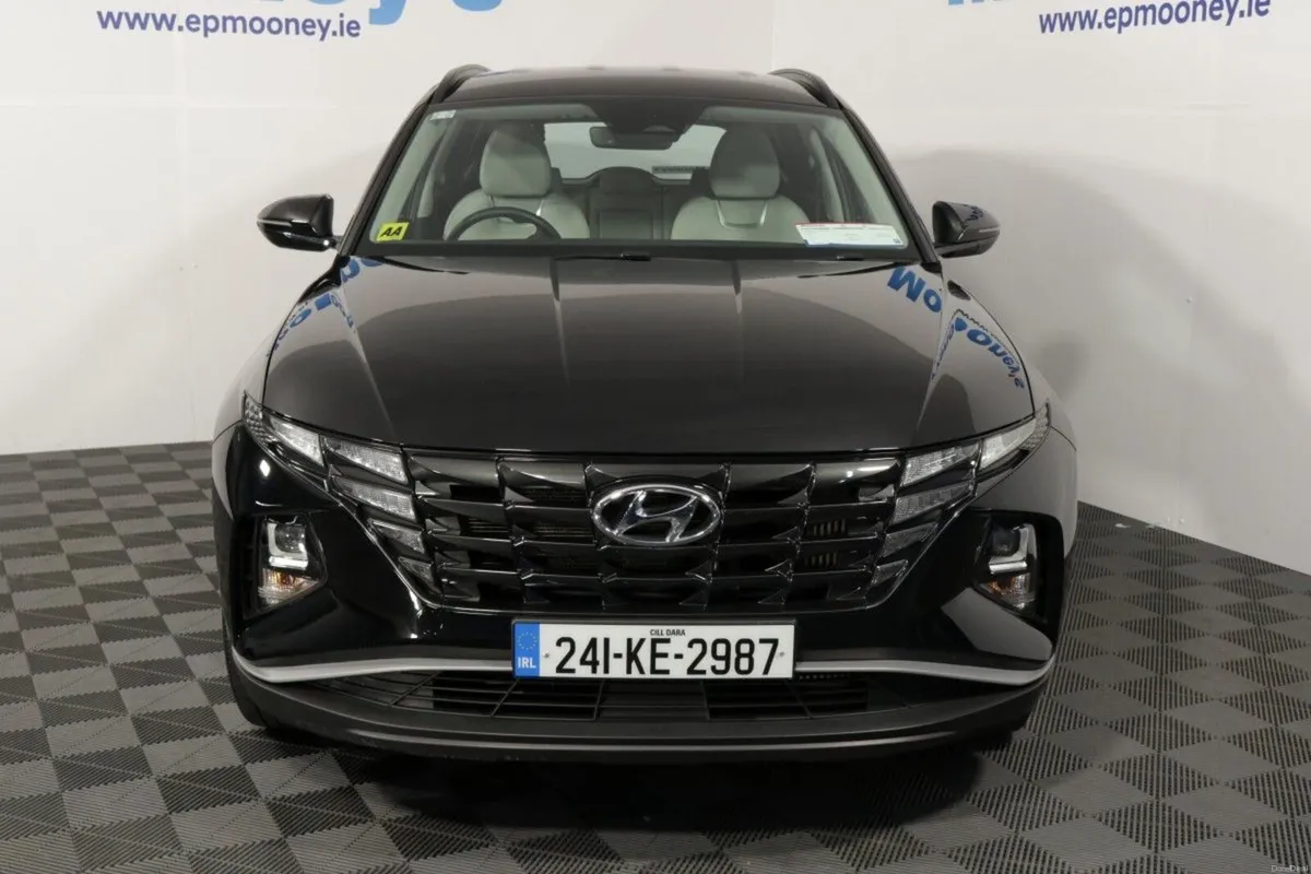 Hyundai Tucson 2WD Executive - Image 2