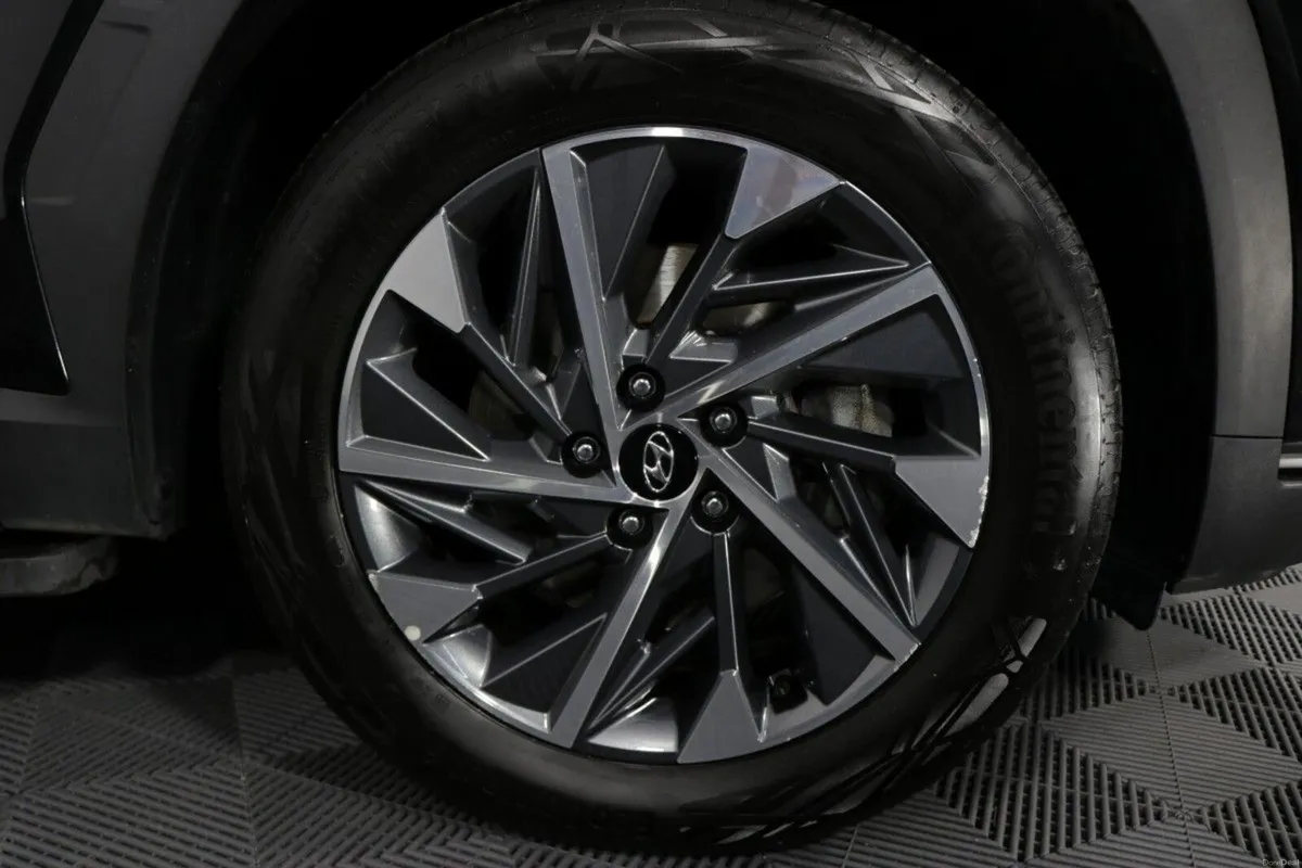 Hyundai Tucson 2WD Executive - Image 4