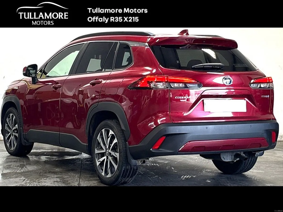 Toyota Corolla Cross 1.8 Hybrid Luna Sport Hatchba - Image 3