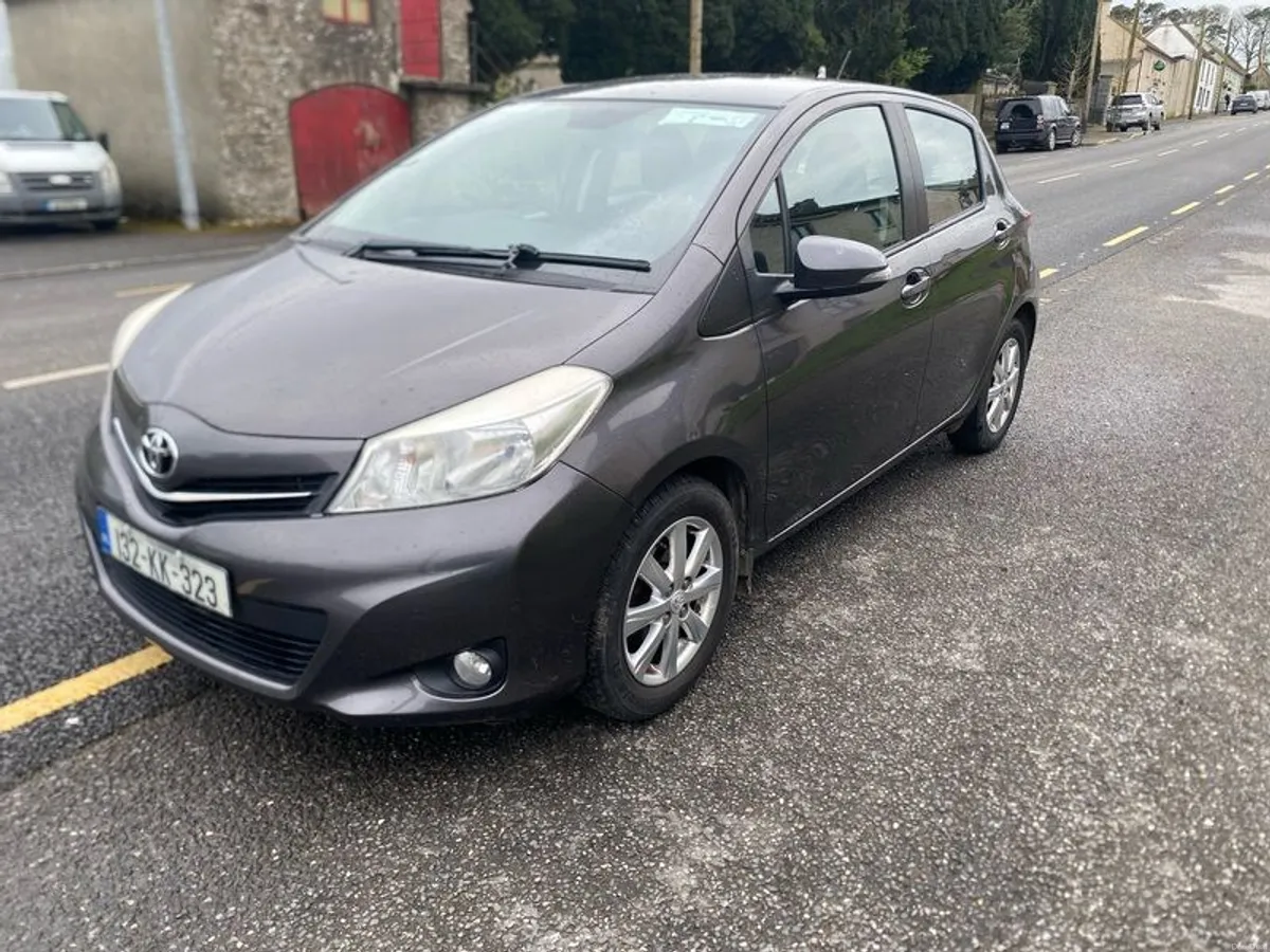 2013 Toyota Yaris low kilometres nct 12/26 - Image 2