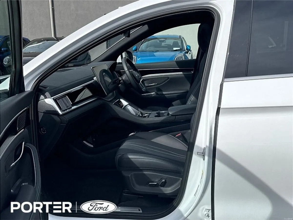 BYD SEAL U BOOST 1.5 DM-I PHEV AUTO 294PS 18.3 kWh - Image 4