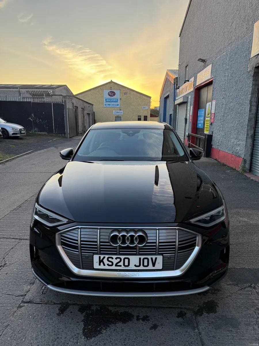 AUDI ETRON SUV - 2020 - Image 2