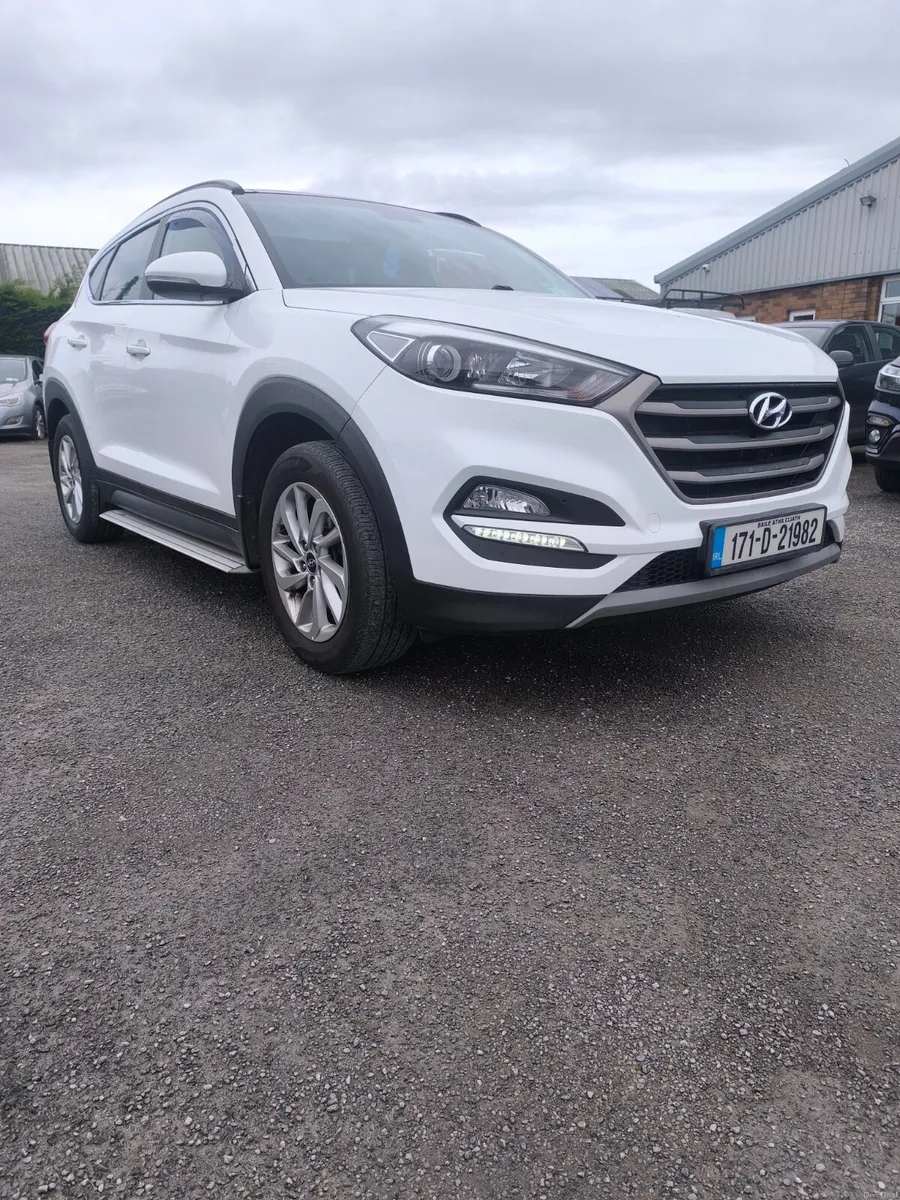 171 Hyundai Tucson .low Kilometres - Image 1