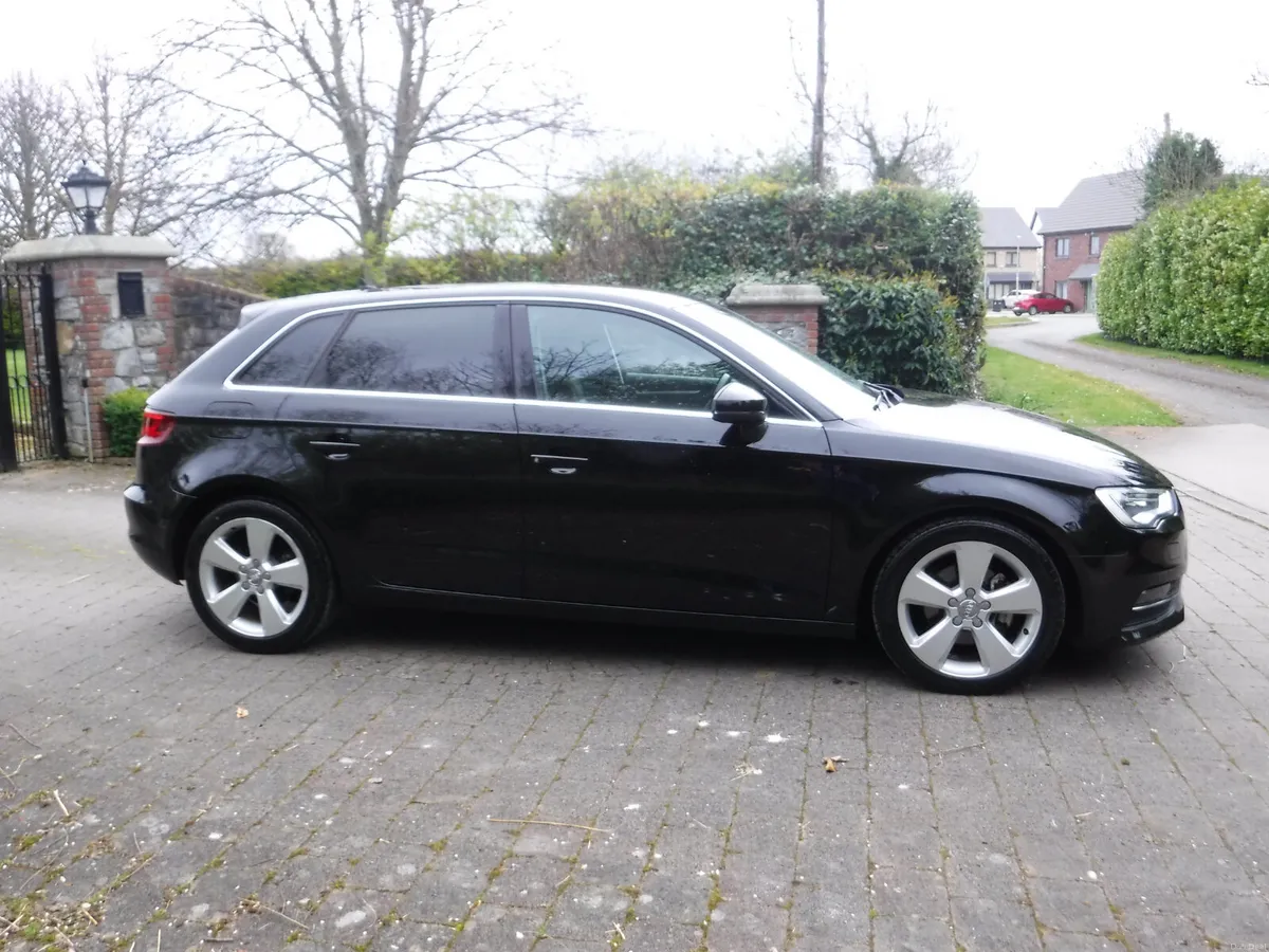 AUDI A3 1.4 AUTO 150BHP LEATHER HEATED SEATS - Image 2