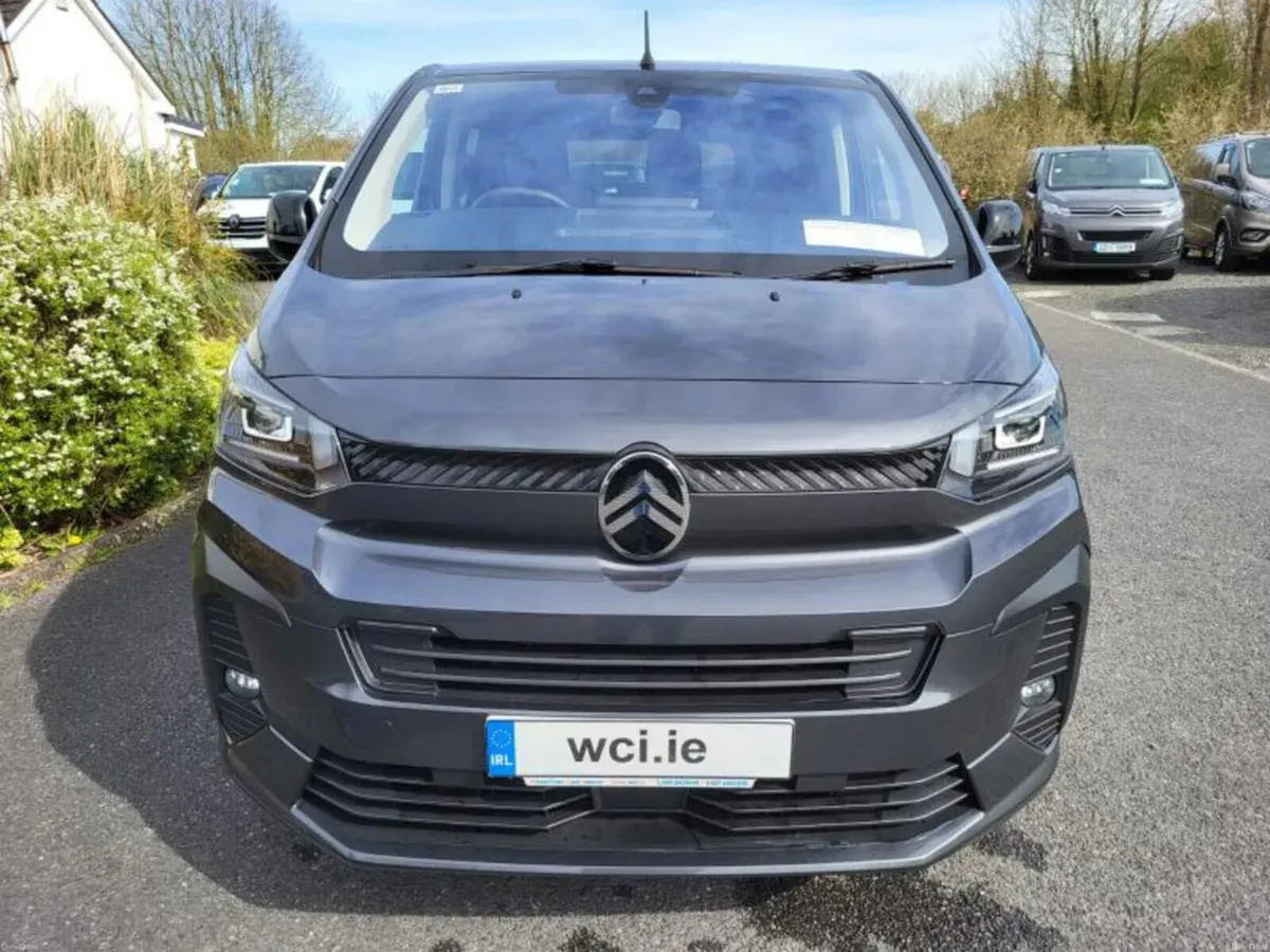 Wheelchair Accessible Citroen Spacetourer - Image 3