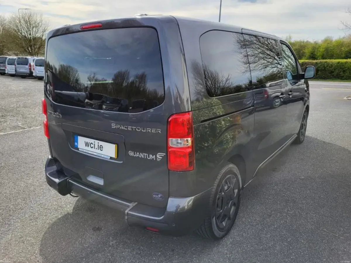 Wheelchair Accessible Citroen Spacetourer - Image 6